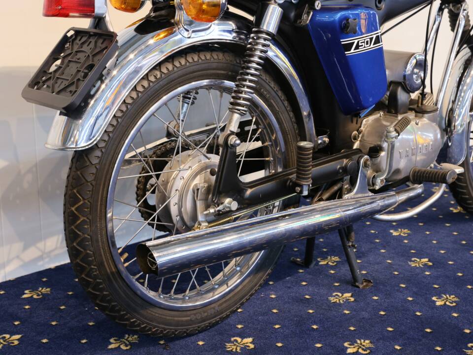 Immagine 9/27 di Yamaha RD 50 M (1900)