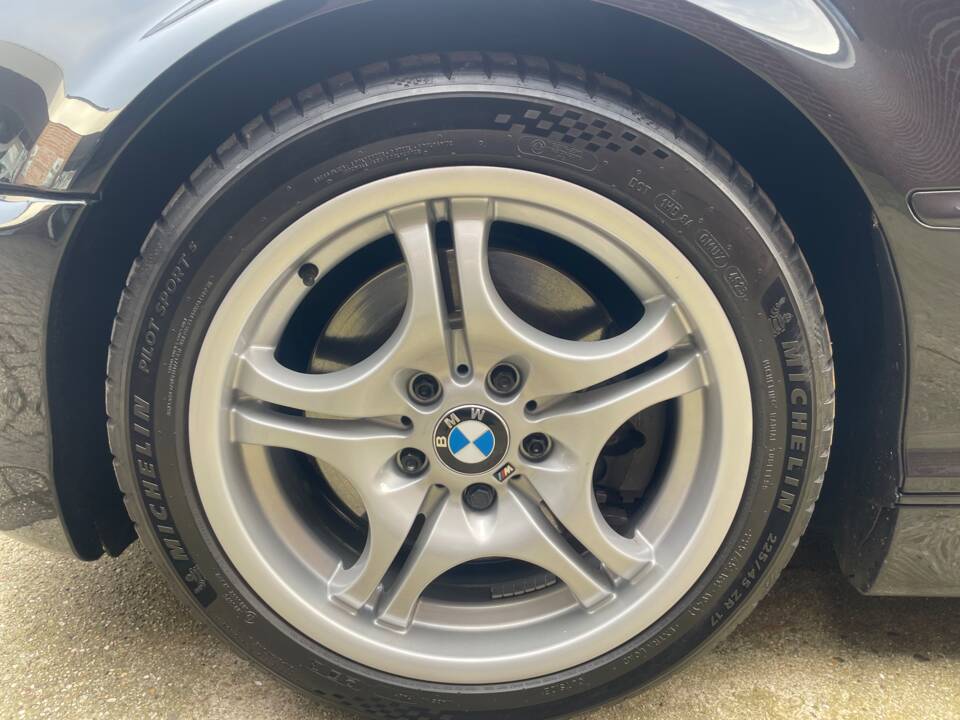 Bild 18/26 von BMW 330Ci (2001)