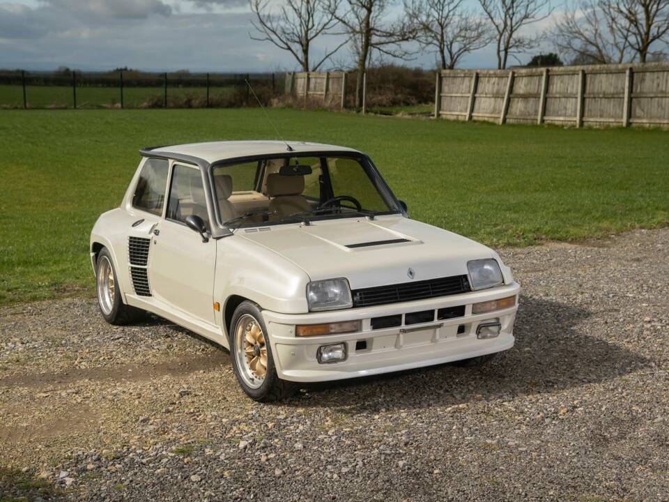 Bild 5/26 von Renault R 5 Turbo 2 (1984)