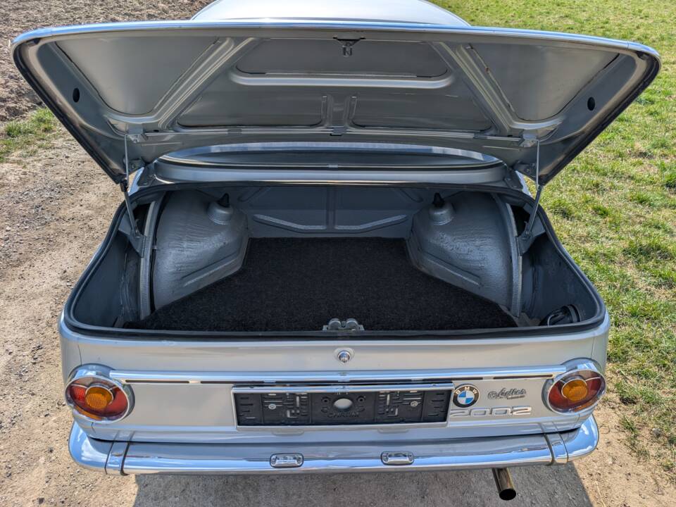 Image 31/41 of BMW 2002 (1968)