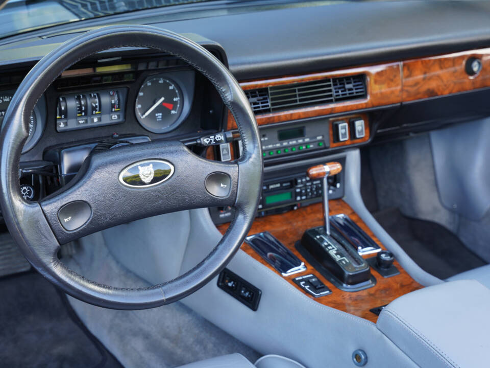 Imagen 23/50 de Jaguar XJS 5.3 V12 (1989)