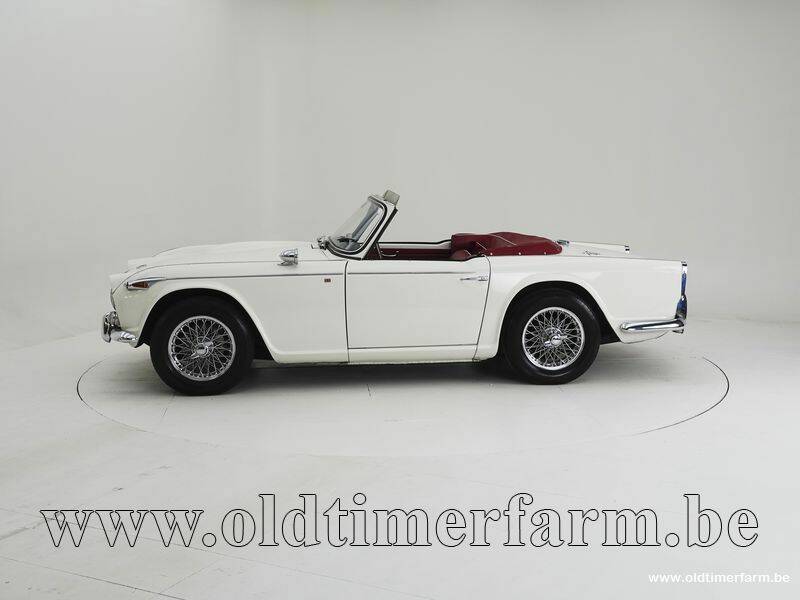 Imagen 8/15 de Triumph TR 4A (1966)