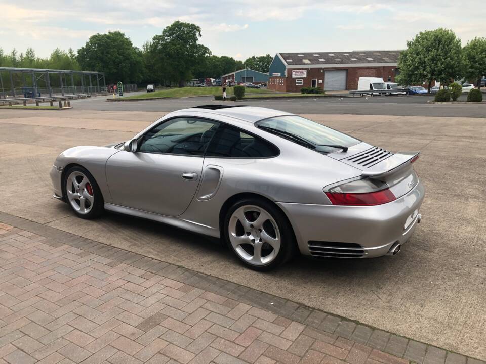 Image 3/10 de Porsche 911 Turbo (2002)