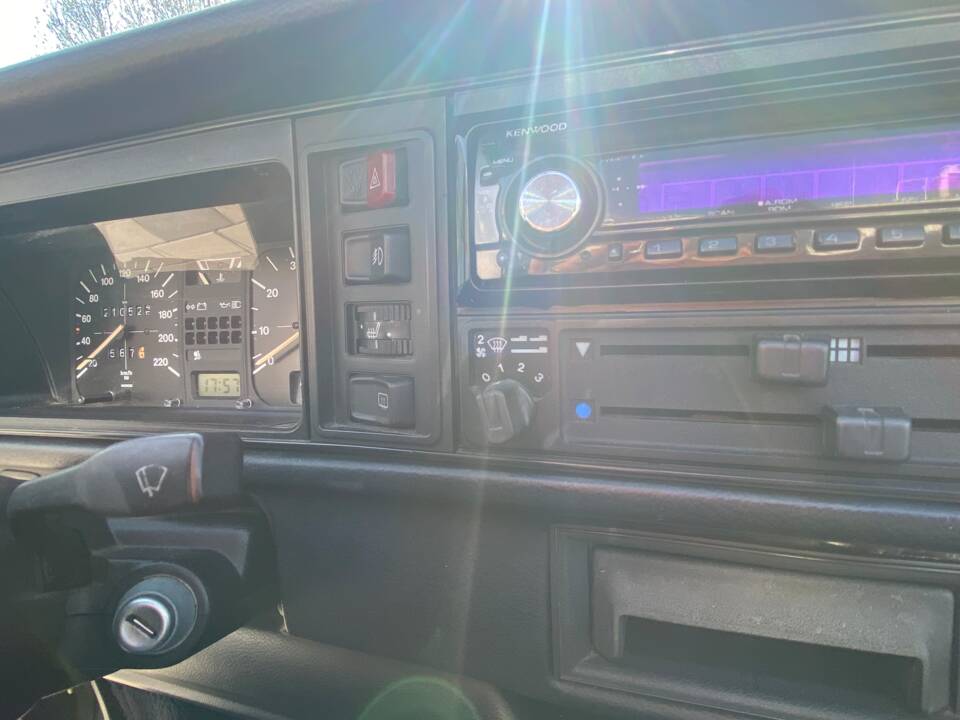 Bild 11/14 von Volkswagen Golf Mk I Convertible 1.8 (1992)