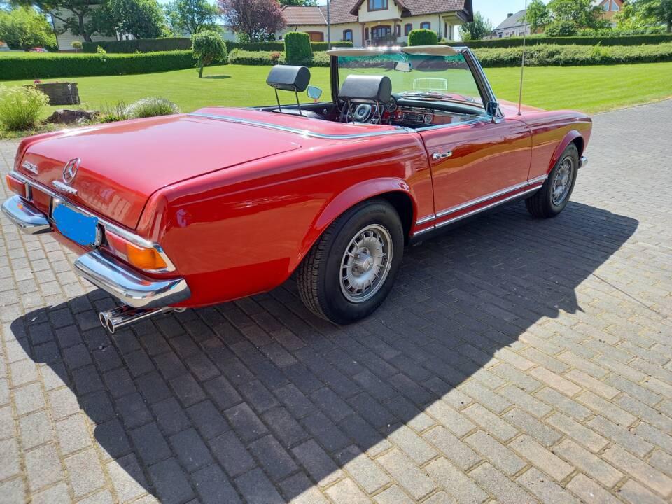 Image 22/22 de Mercedes-Benz 250 SL (1967)