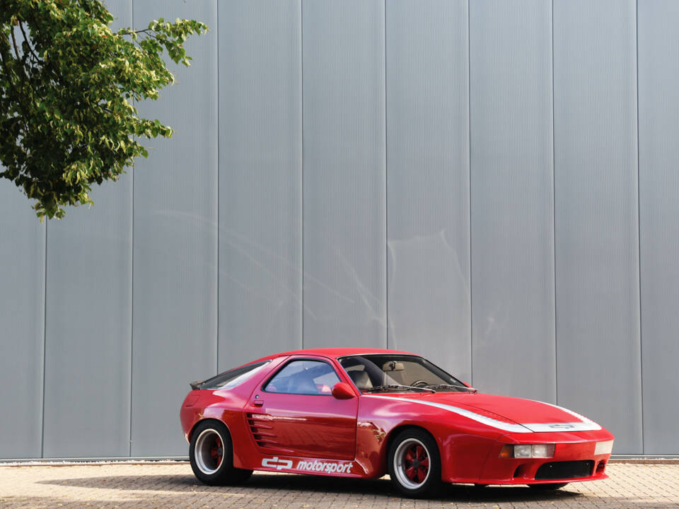 Image 11/52 of Porsche 928 S (1980)