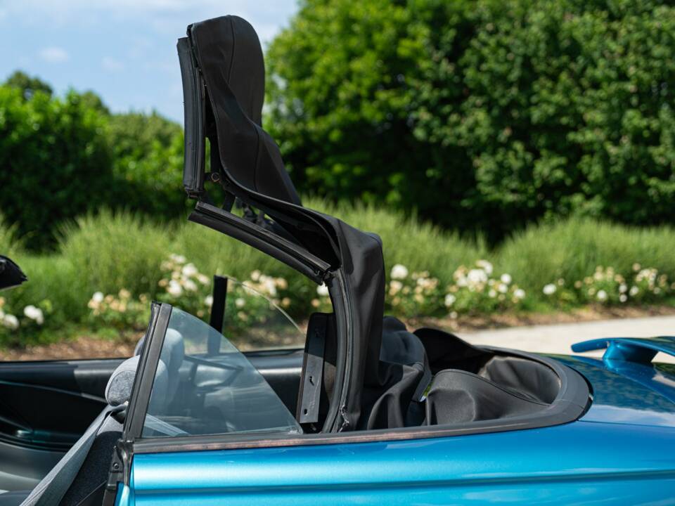 Image 18/50 of Ford Mustang (1994)
