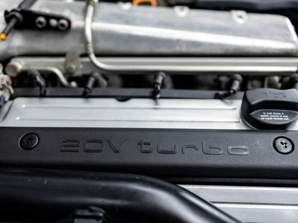 Bild 42/44 von Audi 200 - 2.2 Turbo quattro (1900)