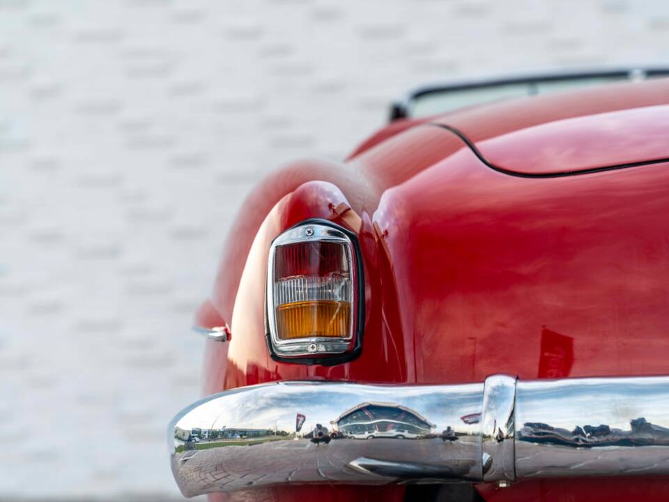 Image 8/19 of Mercedes-Benz 190 SL (1957)