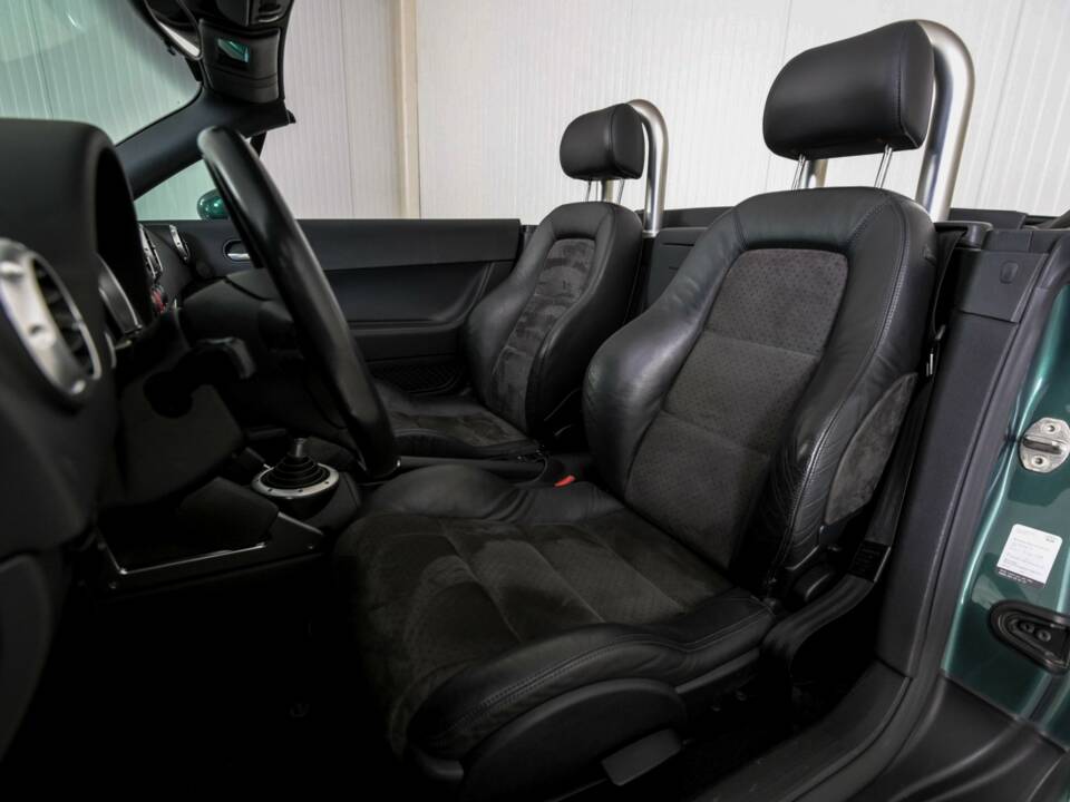 Immagine 14/50 di Audi TT 1.8 T (2001)