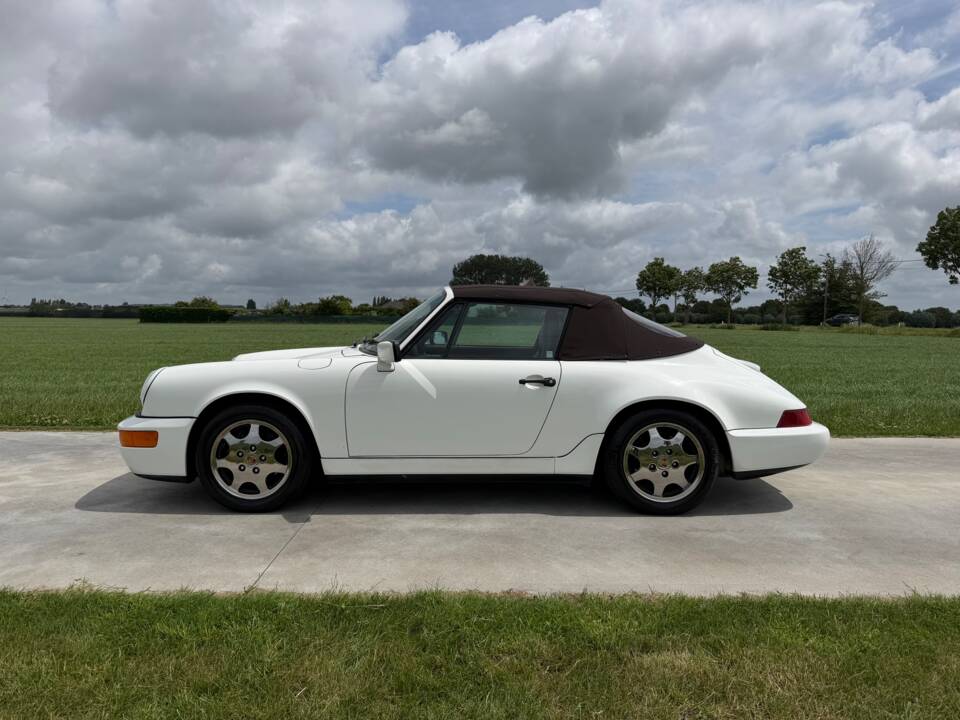 Image 3/62 of Porsche 911 Carrera 2 (1990)
