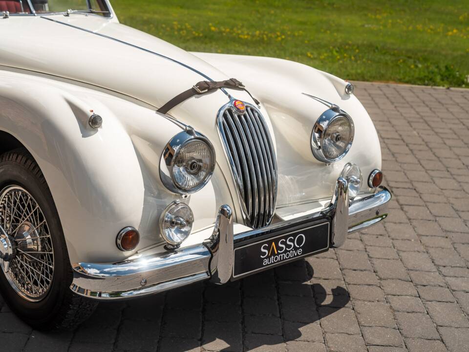 Image 7/58 of Jaguar XK 140 SE DHC (1955)