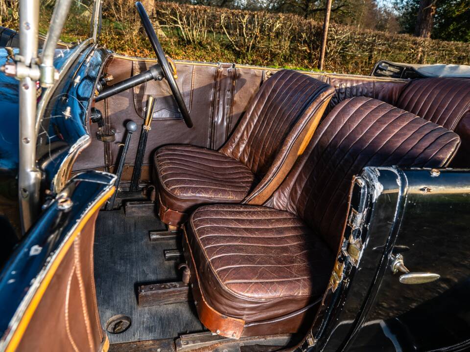 Image 13/18 of Bentley 3 Litre (1925)