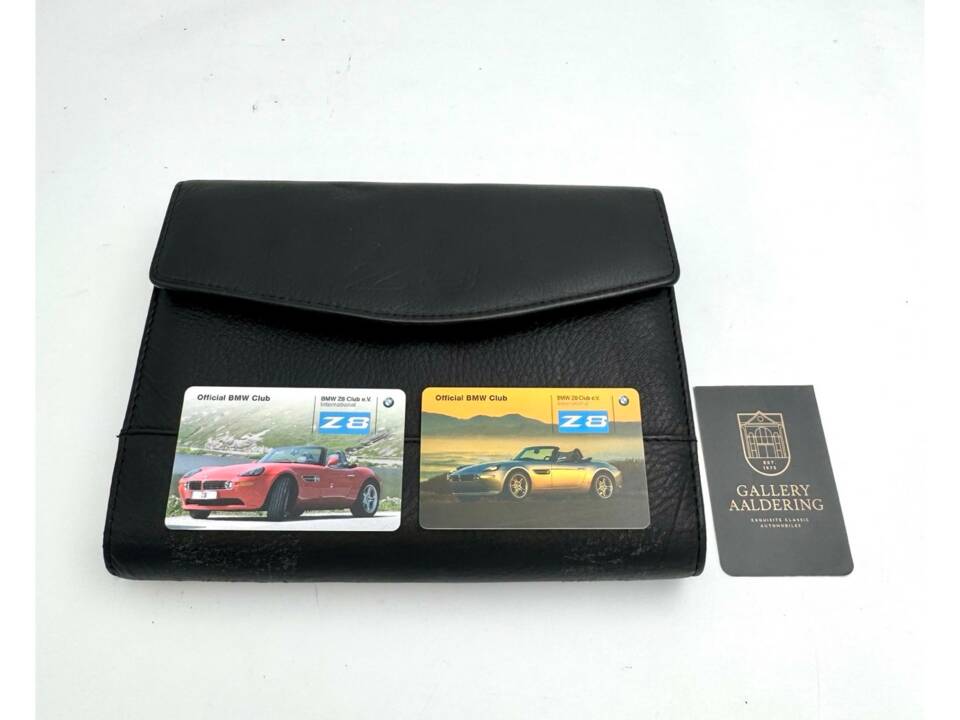 Image 7/50 of BMW Z8 (2002)