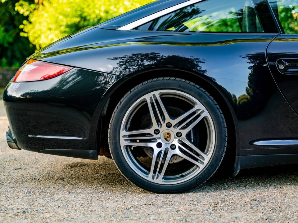 Afbeelding 46/46 van Porsche 911 Targa 4 (2010)