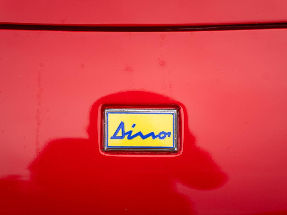 Image 20/50 de Ferrari Dino 246 GT (1970)