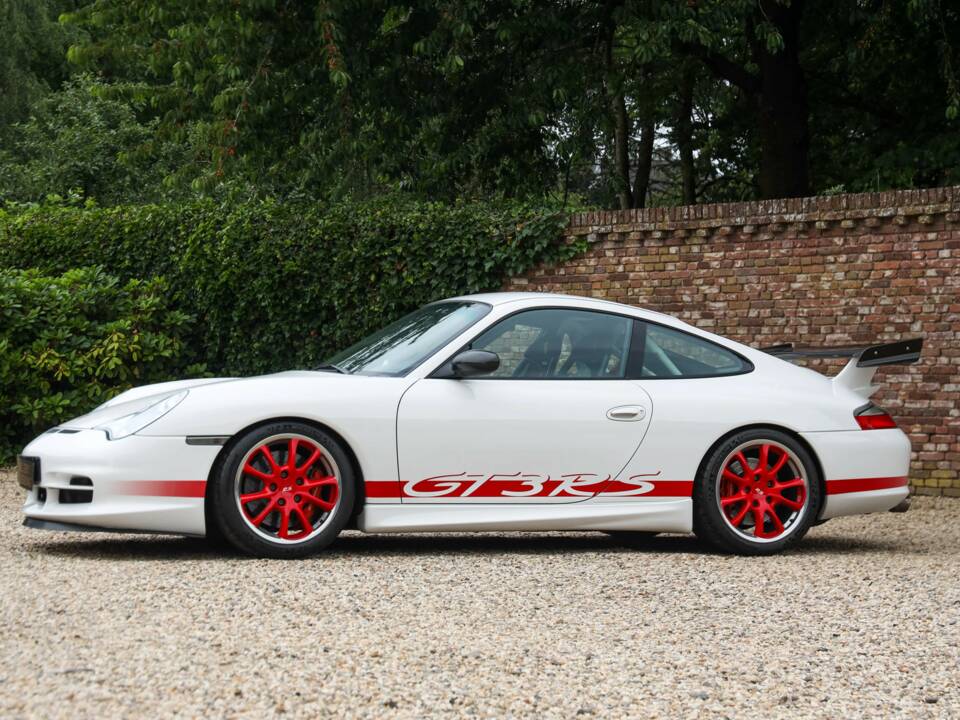 Immagine 9/50 di Porsche 911 GT3 RS (2004)