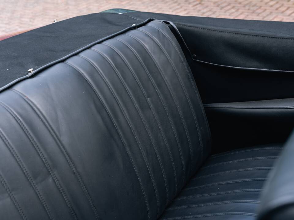 Image 33/50 de Citroën DS 21 (1969)