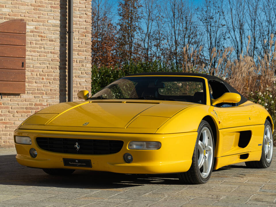 Bild 9/44 von Ferrari F 355 Spider (1998)