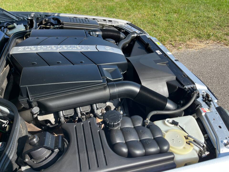 Image 36/91 of Mercedes-Benz SL 320 "Final Edition" (2001)