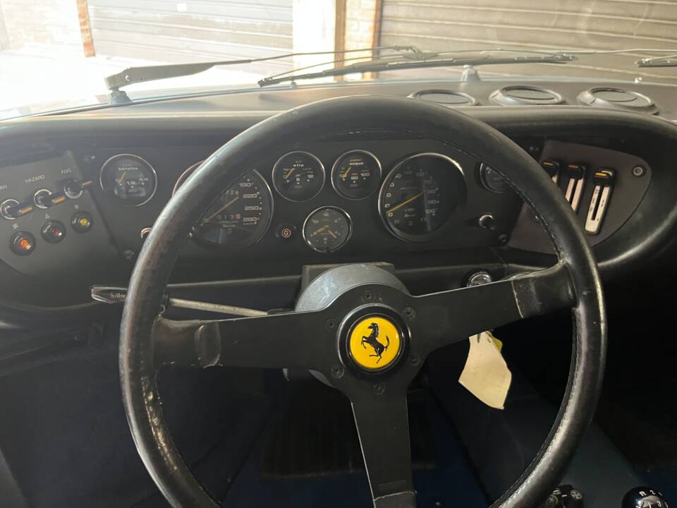Bild 14/22 von Ferrari Dino 208 GT4 (1976)
