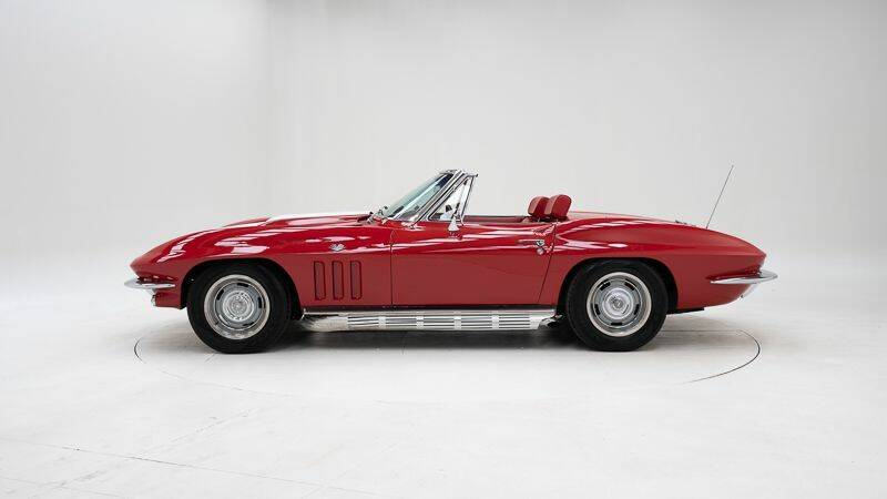 Immagine 8/15 di Chevrolet Corvette Sting Ray Convertible (1965)
