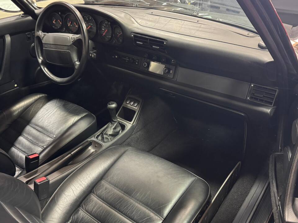 Image 3/9 of Porsche 911 Turbo 3.3 (1991)