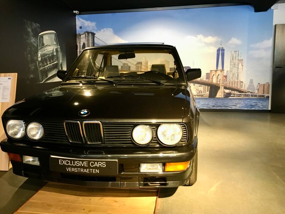 Afbeelding 5/8 van BMW M 535i (1987)