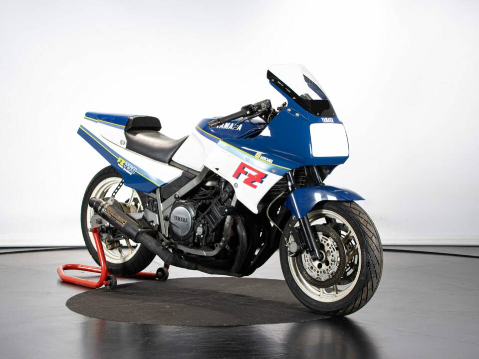 Bild 6/50 von Yamaha FZ 750 (1986)