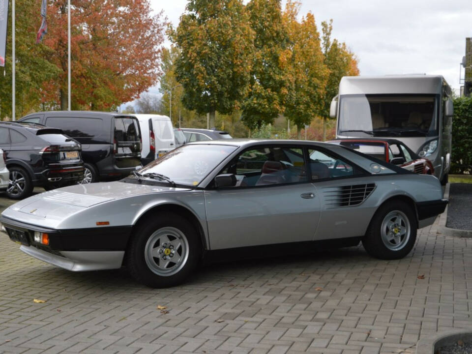 Bild 6/10 von Ferrari Mondial 8 (1981)