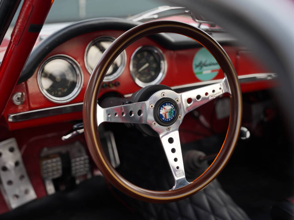 Bild 21/50 von Alfa Romeo Giulia 1600 Spider Veloce (1965)