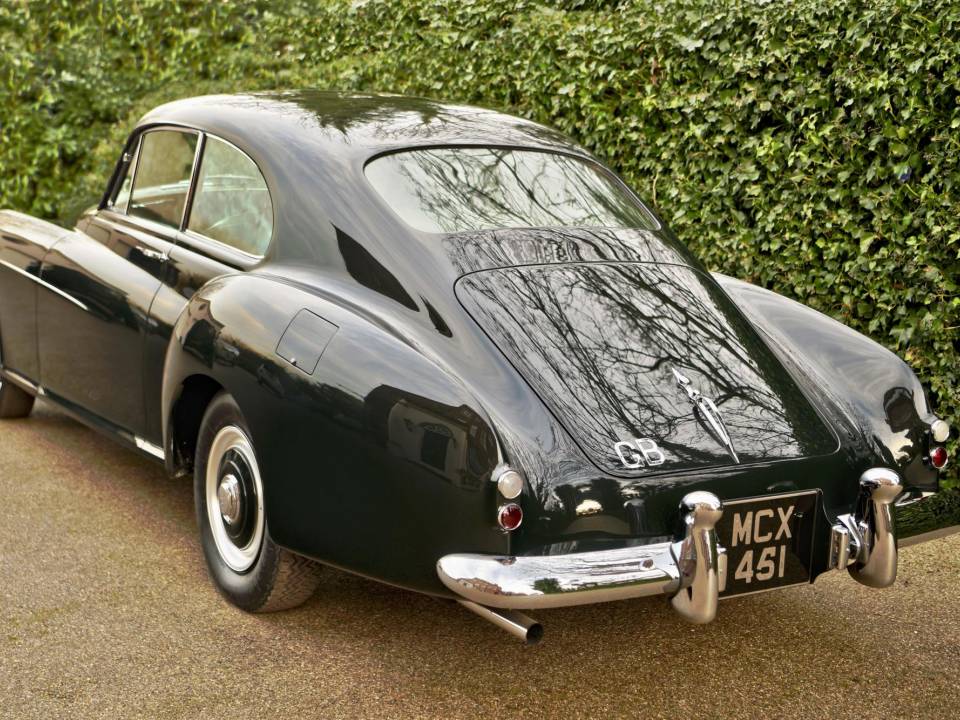 Image 3/50 of Bentley R-Type Continental (1954)