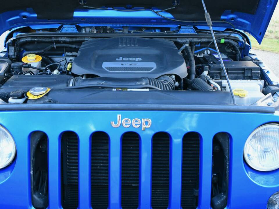 Bild 35/50 von Jeep Wrangler 3.8 &quot;75th Aniversary&quot; (2016)
