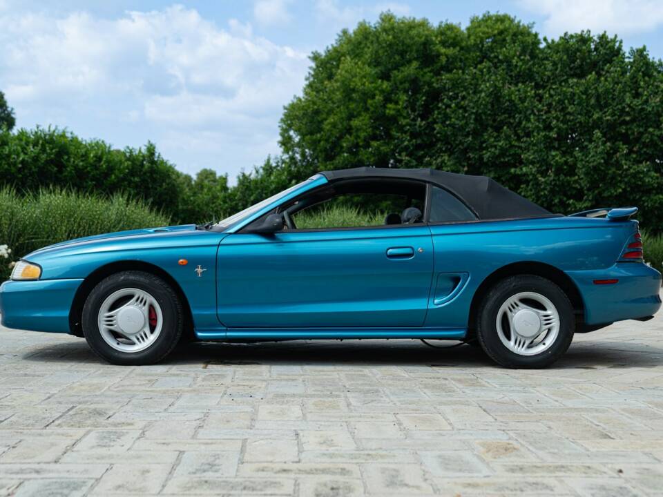 Image 6/50 of Ford Mustang (1994)