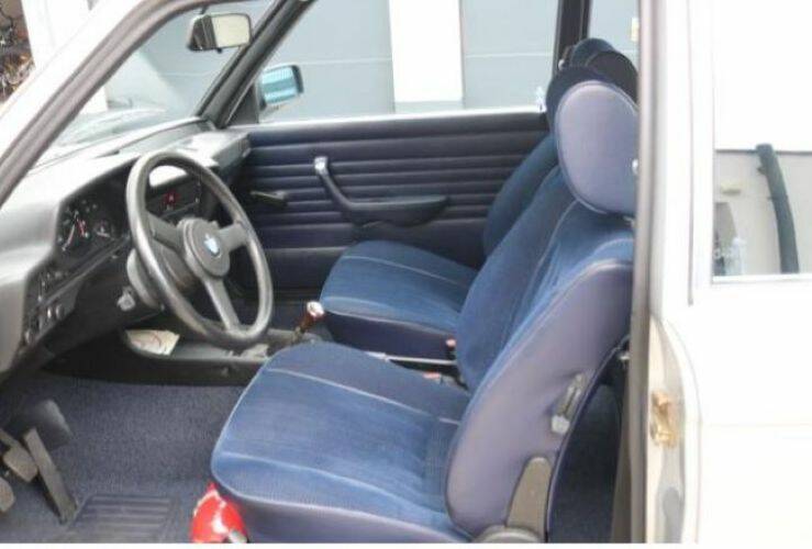 Immagine 39/43 di BMW 323i (1980)