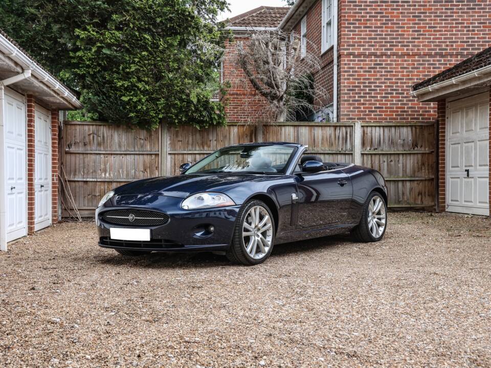 Image 1/32 de Jaguar XK 4.2 (2008)