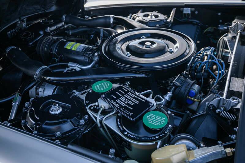 Image 23/35 of Bentley Corniche I (1982)