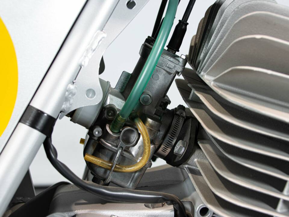 Immagine 44/50 di SWM DUMMY (1975)