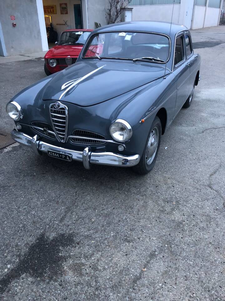 Imagen 2/6 de Alfa Romeo 1900 Super Berlina (1956)