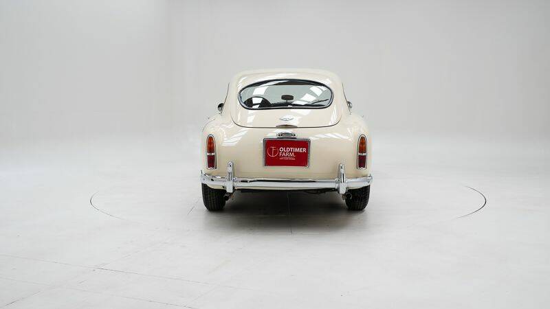 Image 7/15 of Aston Martin DB 2/4 Mk III (1959)