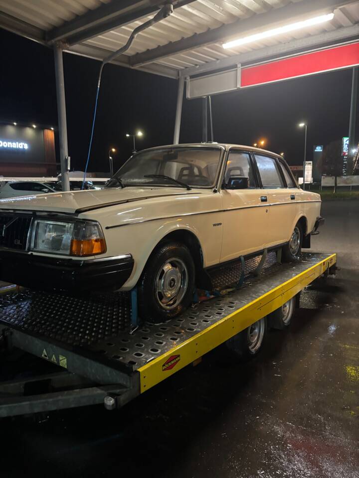 Bild 12/54 von Volvo 240 Diesel (1982)