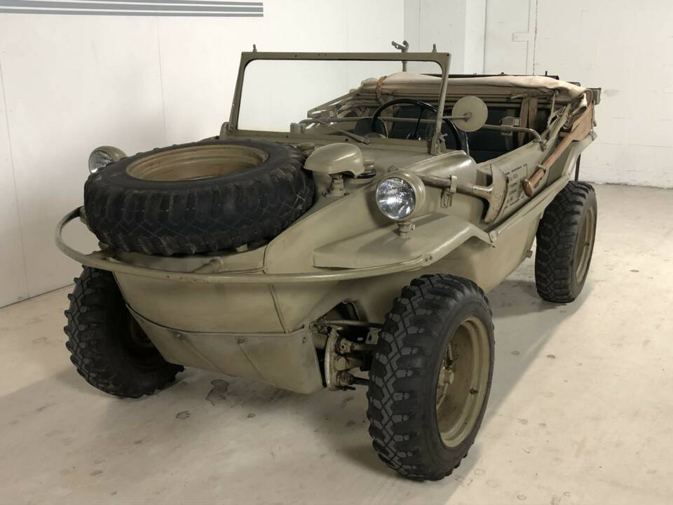 Imagen 8/28 de Volkswagen Schwimmwagen (1944)