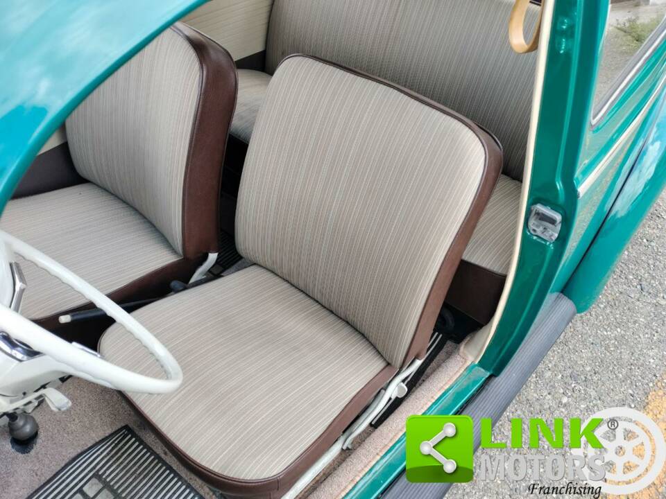 Image 9/10 of Volkswagen Coccinelle 1200 A (1965)