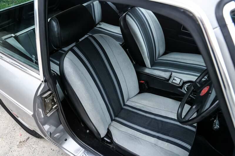 Image 25/26 of MG MGB GT V8 SEC (1981)