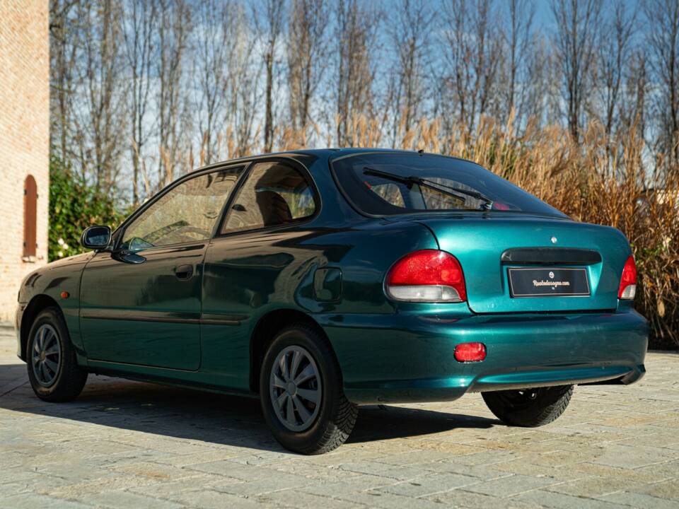 Image 6/46 of Hyundai Accent 1.3 (1997)
