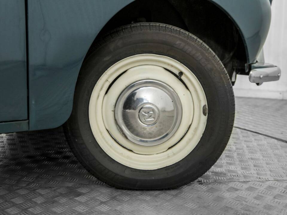 Image 41/50 of Morris Minor 1000 (1967)