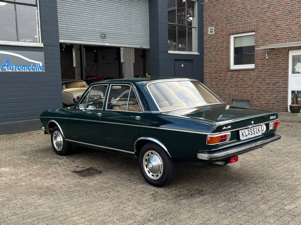 Image 8/88 of Audi 100 LS (1970)