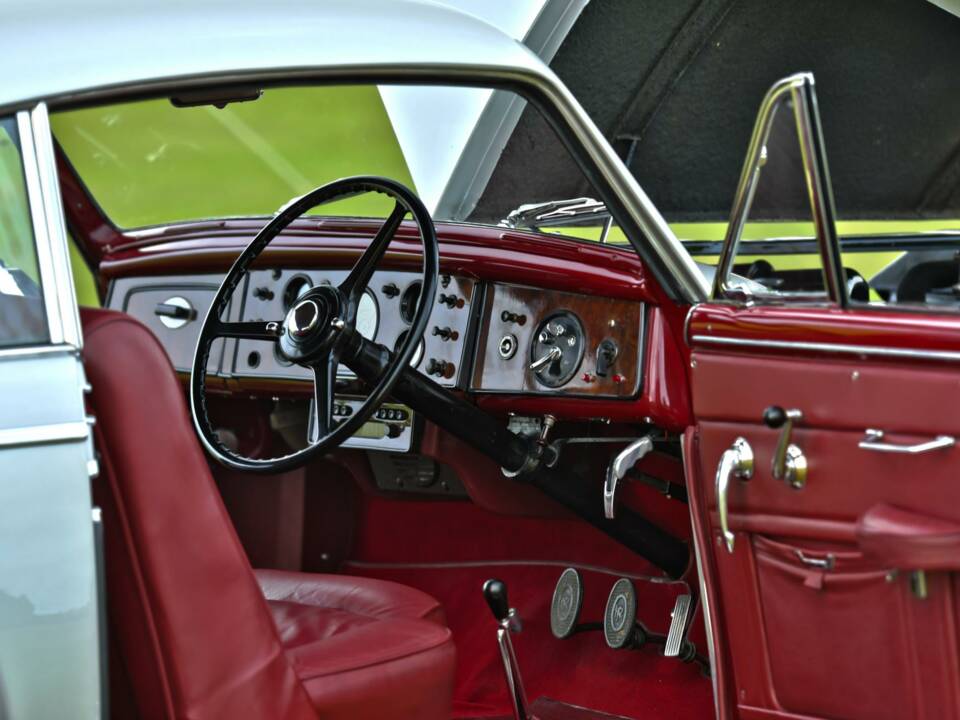 Image 27/50 of Rolls-Royce Silver Dawn Pininfarina (1951)