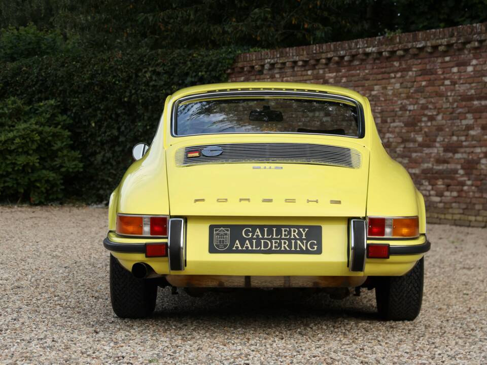 Image 22/50 of Porsche 911 2.2 S (1971)