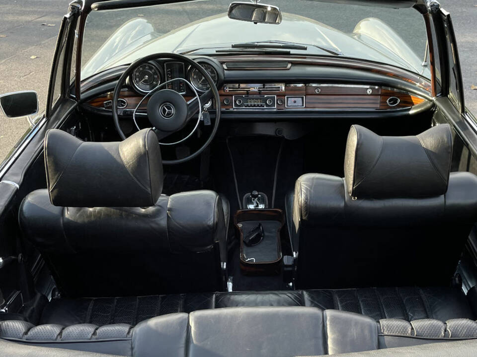 Bild 7/7 von Mercedes-Benz 280 SE (1969)